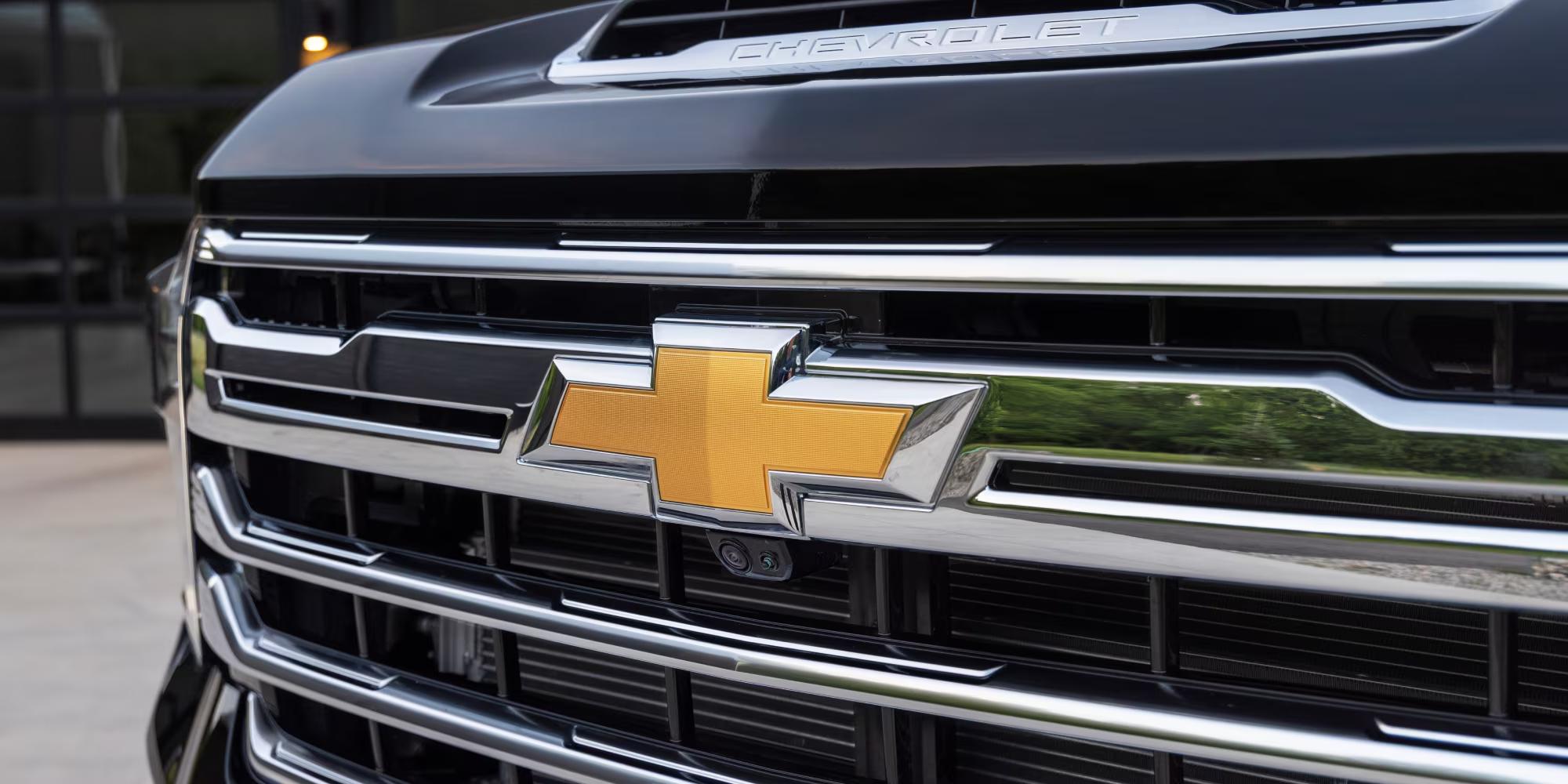 Front grille of the 2025 Chevrolet Silverado 3500 HD in Marietta